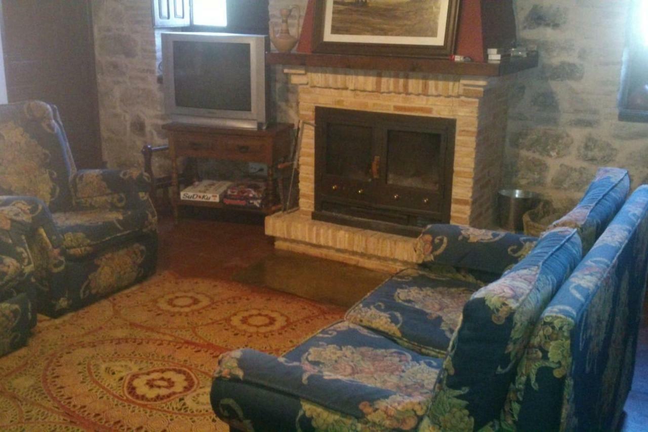 Cortijo El Derramadero Villa Villacarrillo Bagian luar foto